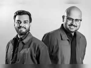 l-r-animesh-mishra-and-arjun-singh-co-founders-at-gully-labs-1